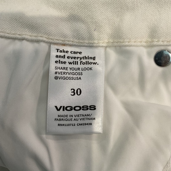 Vigoss Women's Stevie Off White Straight Leg Crop Jeans - Picture 9 of 10